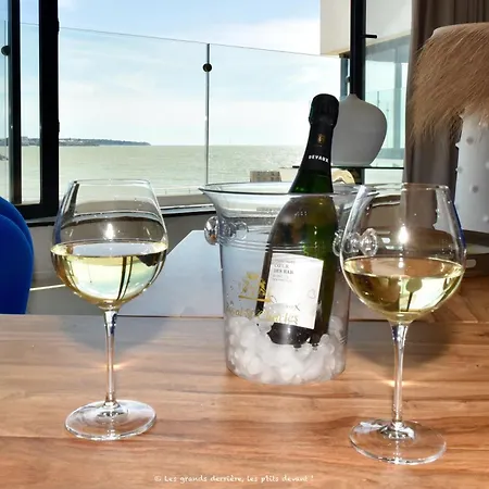 5 Etoiles, Chic & Cozy, Piscine, Vue Appartement *