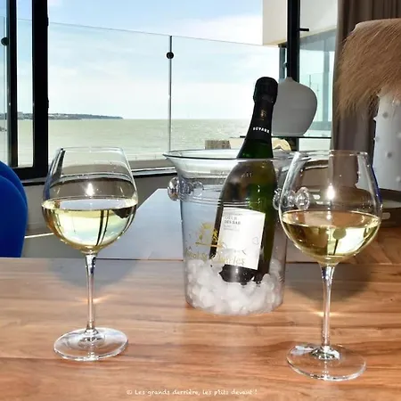 Appartement 5 Etoiles, Chic & Cozy, Piscine, Vue *