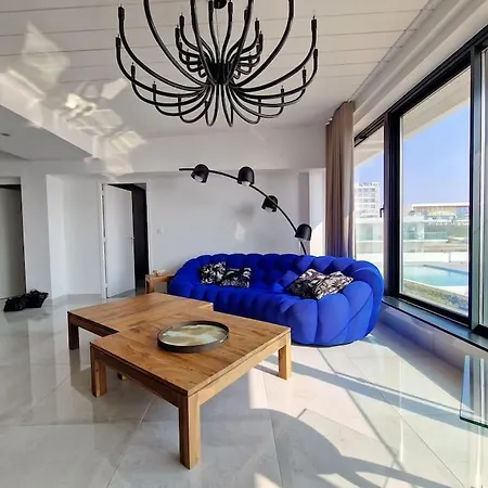 Apartment Apt 5 Etoiles, Chic & Cozy, Piscine, Vue Mer